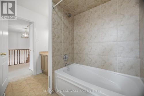 5 Westhampton Way, Hamilton, ON 