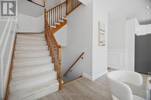 5 Westhampton Way, Hamilton, ON 