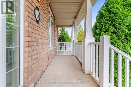 5 Westhampton Way, Hamilton, ON 