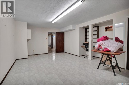 3166 Eastview, Saskatoon, SK 