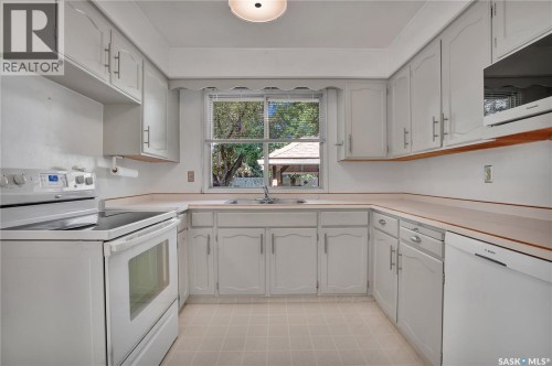 3166 Eastview, Saskatoon, SK 