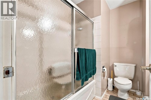 163 Heggie Court, Saskatoon, SK 