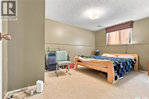 163 Heggie Court, Saskatoon, SK 