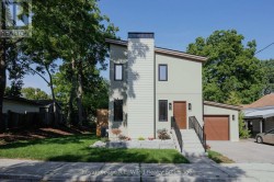14 LUNDY LANE  London South (South F), ON N6C 3G5