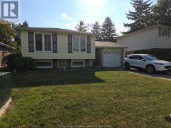 68 EDWARD STREET Essex, ON N8M 1L7