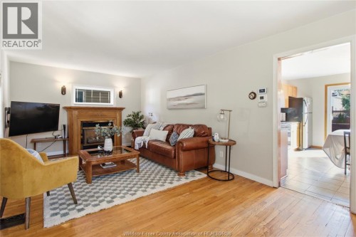 1776 Hall, Windsor, ON 