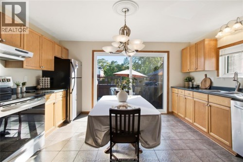 1776 Hall, Windsor, ON 