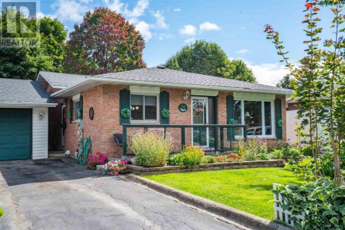 26 Heath RD  Sault Ste. Marie, ON P6A 6E2