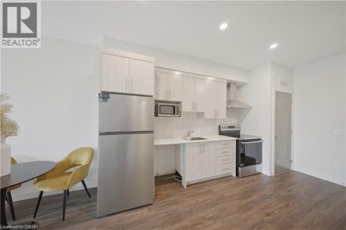1055 Weber Street E Unit# 216, Kitchener, ON 