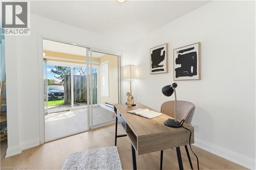 30 Hugo Crescent Unit# 110, Kitchener, ON 