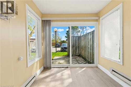 30 Hugo Crescent Unit# 110, Kitchener, ON 