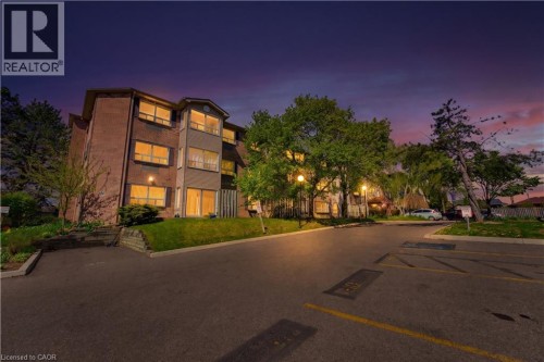 30 Hugo Crescent Unit# 110, Kitchener, ON 