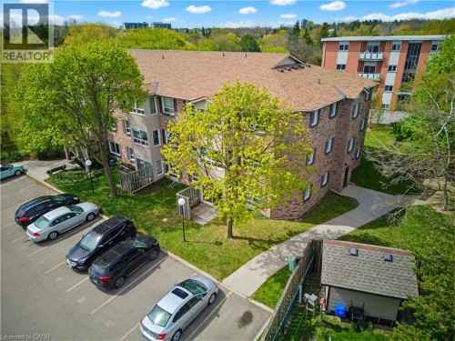 30 Hugo Crescent Unit# 110, Kitchener, ON 