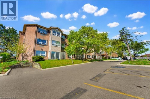 30 Hugo Crescent Unit# 110, Kitchener, ON 