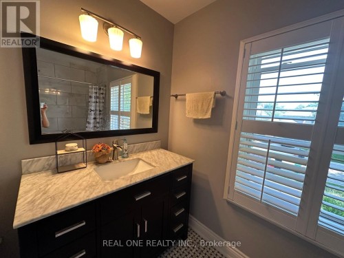 3944 Glamis Court, Mississauga, ON 