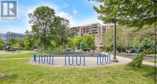 503 - 4689 JANE STREET , Toronto, Ontario M3N 2T6 4