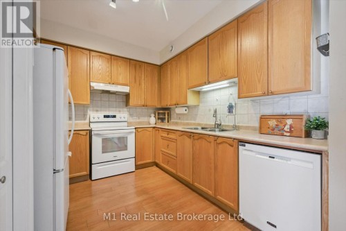 104 - 760 Woodhill Drive, Centre Wellington (Fergus), ON 