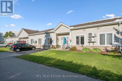 104 - 760 Woodhill Drive, Centre Wellington (Fergus), ON 