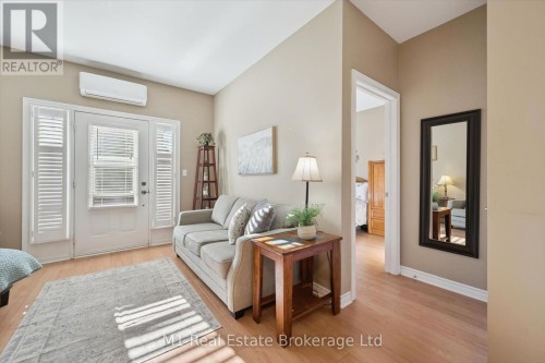104 - 760 Woodhill Drive, Centre Wellington (Fergus), ON 