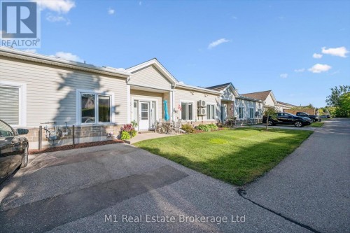 104 - 760 Woodhill Drive, Centre Wellington (Fergus), ON 