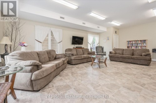 104 - 760 Woodhill Drive, Centre Wellington (Fergus), ON 