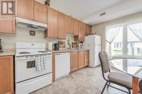 104 - 760 Woodhill Drive, Centre Wellington (Fergus), ON 