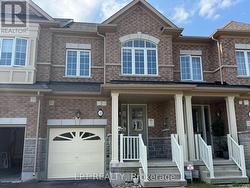 32 BAYONNE DRIVE  Hamilton, ON L8J 0L2