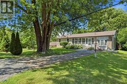 143 COUNTY RD 28 ROAD Prince Edward County, ON K8N 4Z7