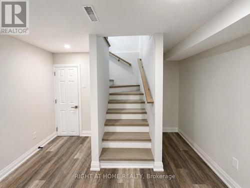 78 JULIA STREET , Markham, Ontario L3T 4R9 3