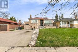 251 THISTLE DOWN BOULEVARD  Toronto, ON M9V 1K6