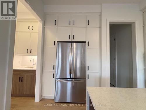 19 Spring Oak Crescent, Markham, ON 