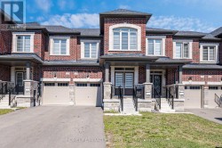 1230 REXTON DRIVE  Oshawa, ON L1L 0T3