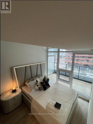 526 - 3 CONCORD CITYPLACE WAY , Toronto, Ontario M5V 0X4 4