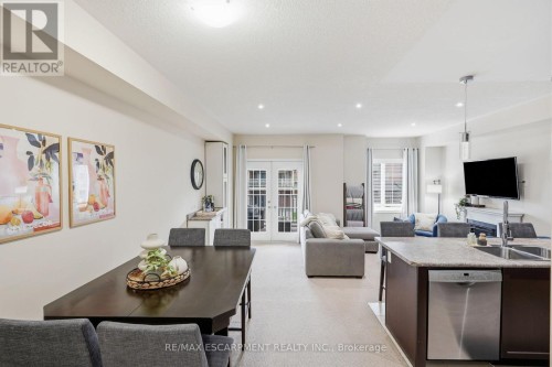 25 Hiscott Drive, Hamilton, ON 