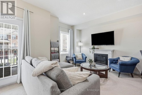 25 Hiscott Drive, Hamilton, ON 