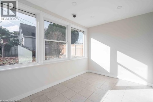204 Glow Avenue Unit# Lower, Hamilton, ON 