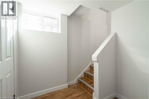 204 Glow Avenue Unit# Lower, Hamilton, ON 