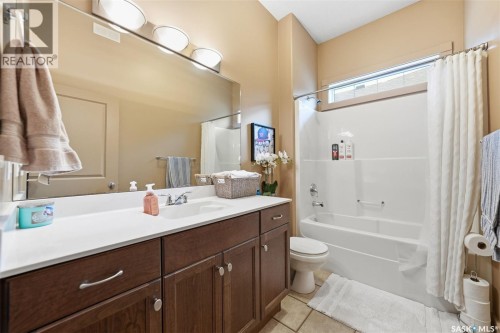 934 Maguire Crescent, Saskatoon, SK 