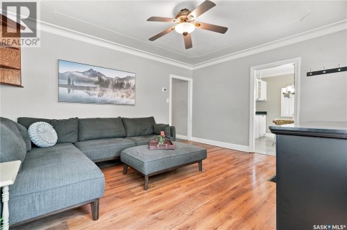 1502 Lorne Avenue, Saskatoon, SK 