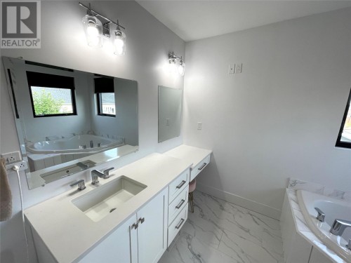 28 Ivanys Road, Grand Falls-Windsor, NL 