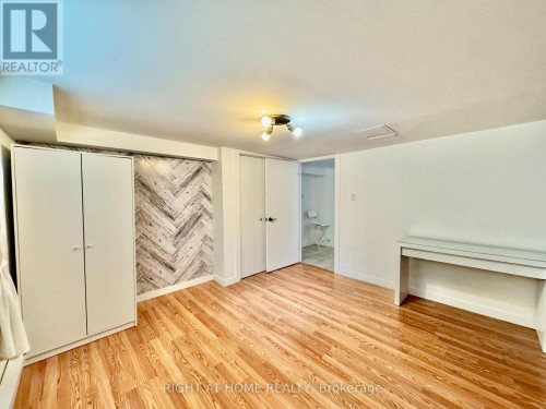 LOWER APARTMENT - 1196 AVENUE ROAD , Toronto, Ontario M5N 2G1 3