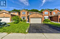 1042 WETHERBY LANE  Mississauga, ON L4W 4R8