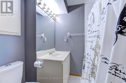 1042 Wetherby Lane, Mississauga, ON 