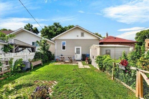 1007 Banning Street, Winnipeg, MB 
