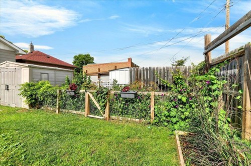 1007 Banning Street, Winnipeg, MB 