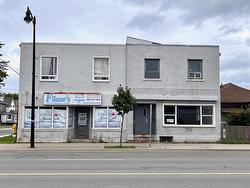 320/322 May Street N  Thunder Bay, ON P7C 3P9