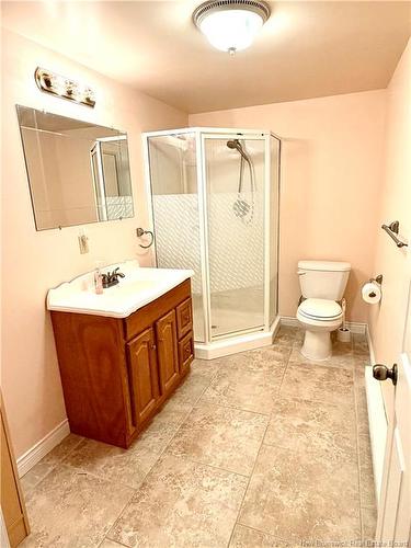 28 Chatwin St, Rothesay, NB 