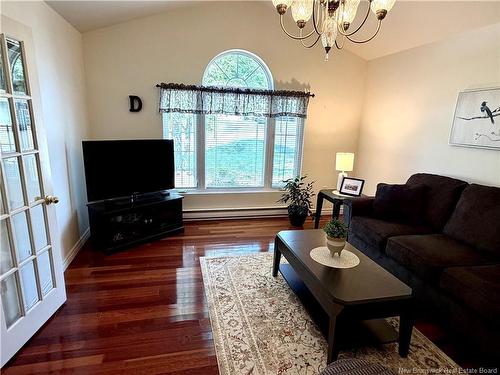 28 Chatwin St, Rothesay, NB 