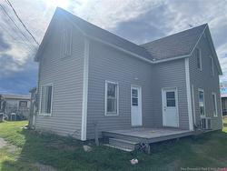 190 Rue Principale  Pointe-Verte, NB E8J 2W8