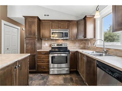 357 Maplehurst Dr, Moncton, NB 